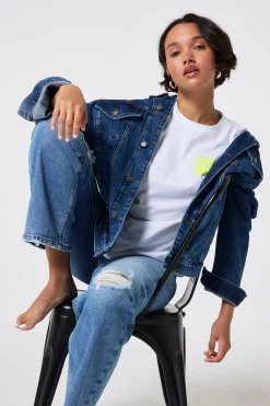 Women Scamp & Dude Authentic Light Indigo Distressed Boyfriend Jeans