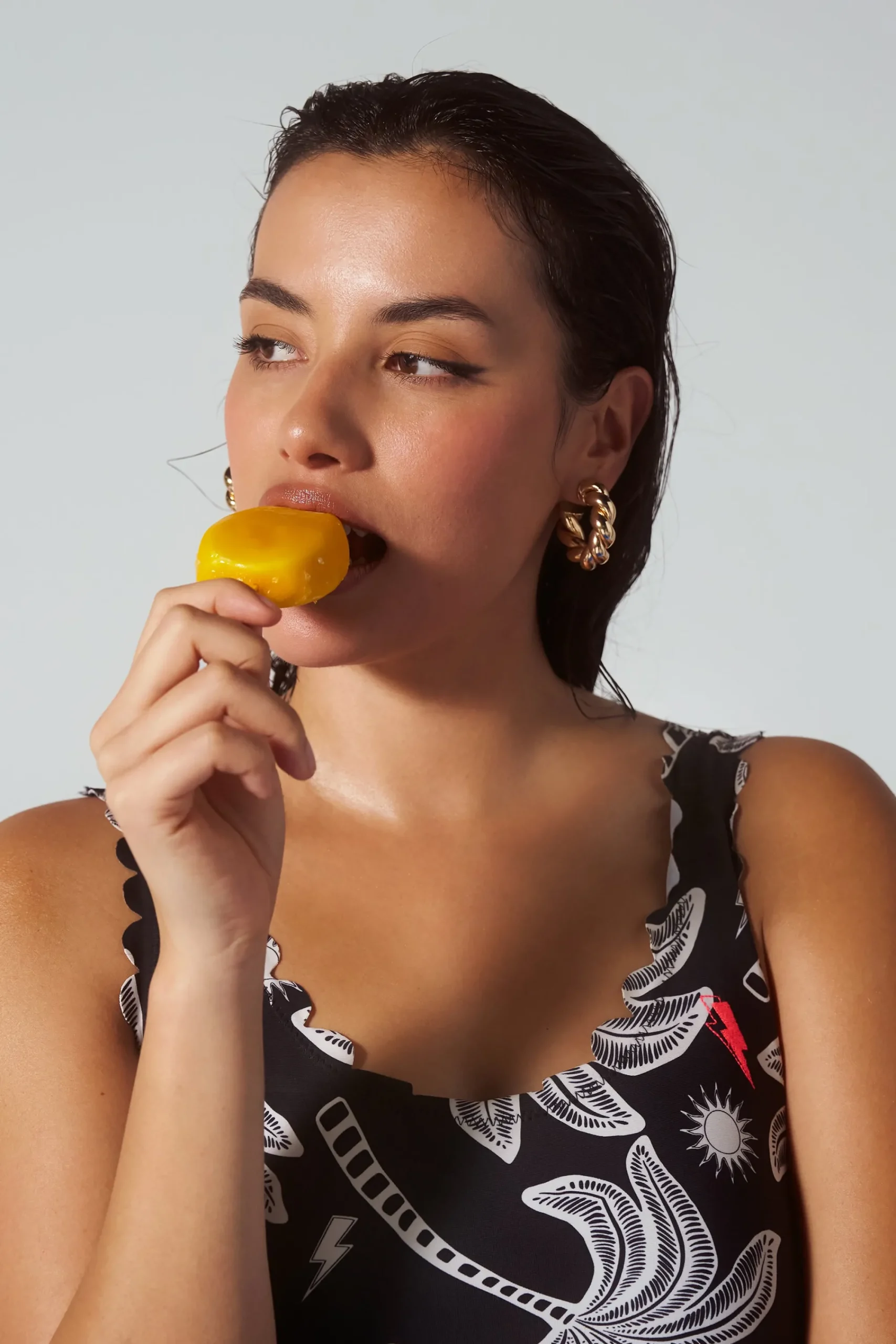 Women Scamp & Dude Black with Off White Palm Spring Scallop Edge Swimsuit