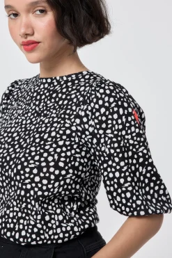 Women Scamp & Dude Black with White Cheetah Puff Sleeve T-Shirt