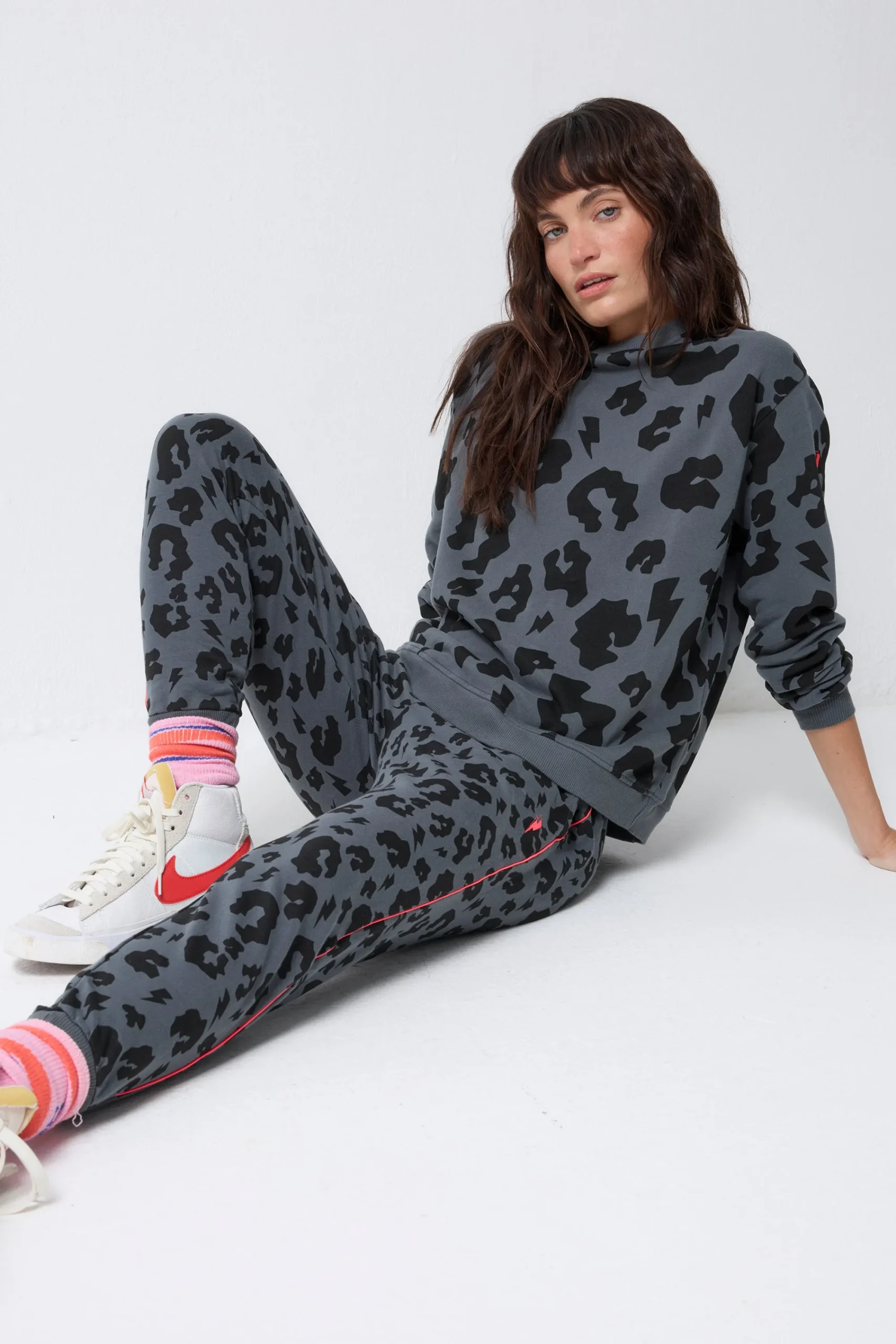 Women Scamp & Dude Grey Leopard Cosy Joggers