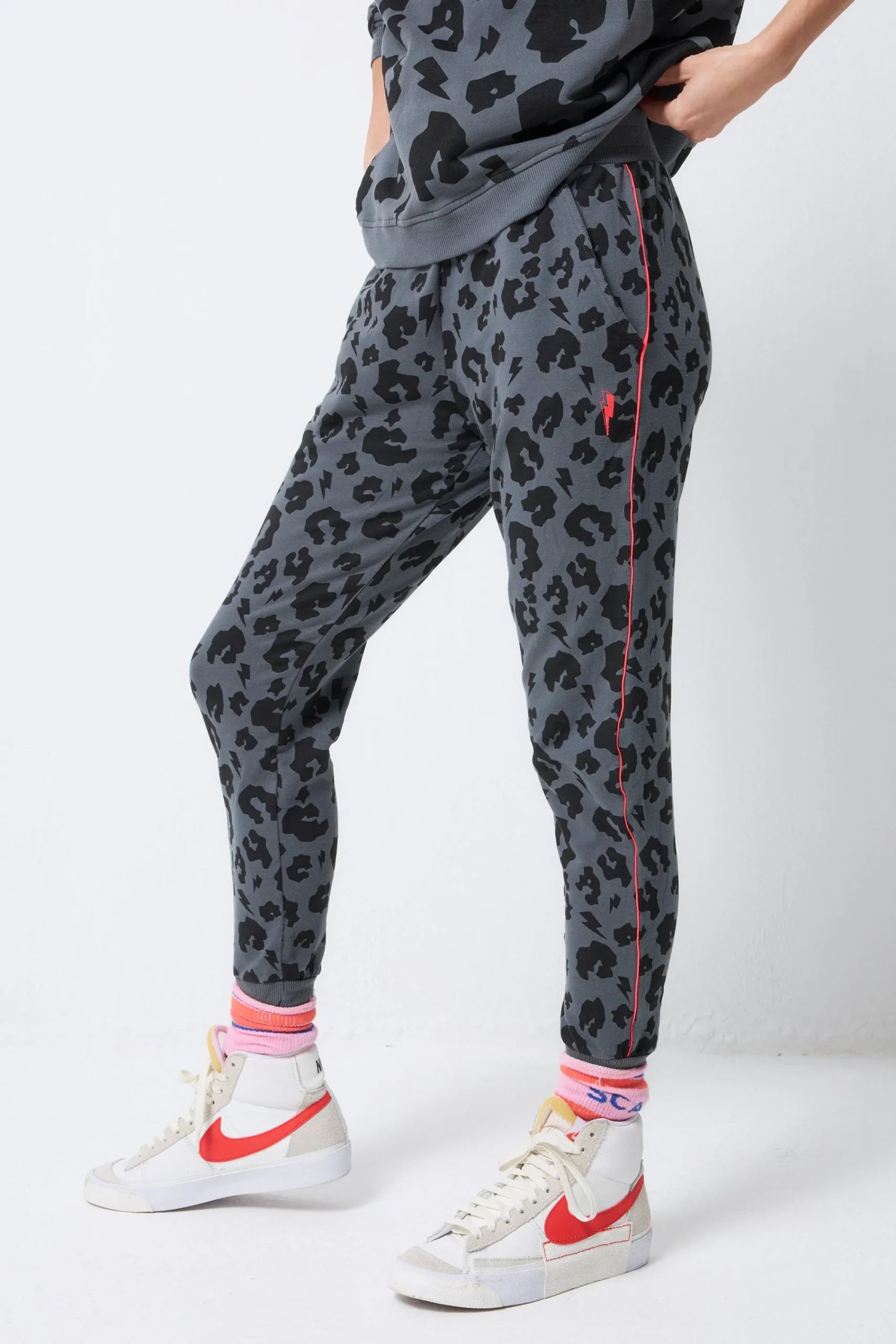 Women Scamp & Dude Grey Leopard Cosy Joggers