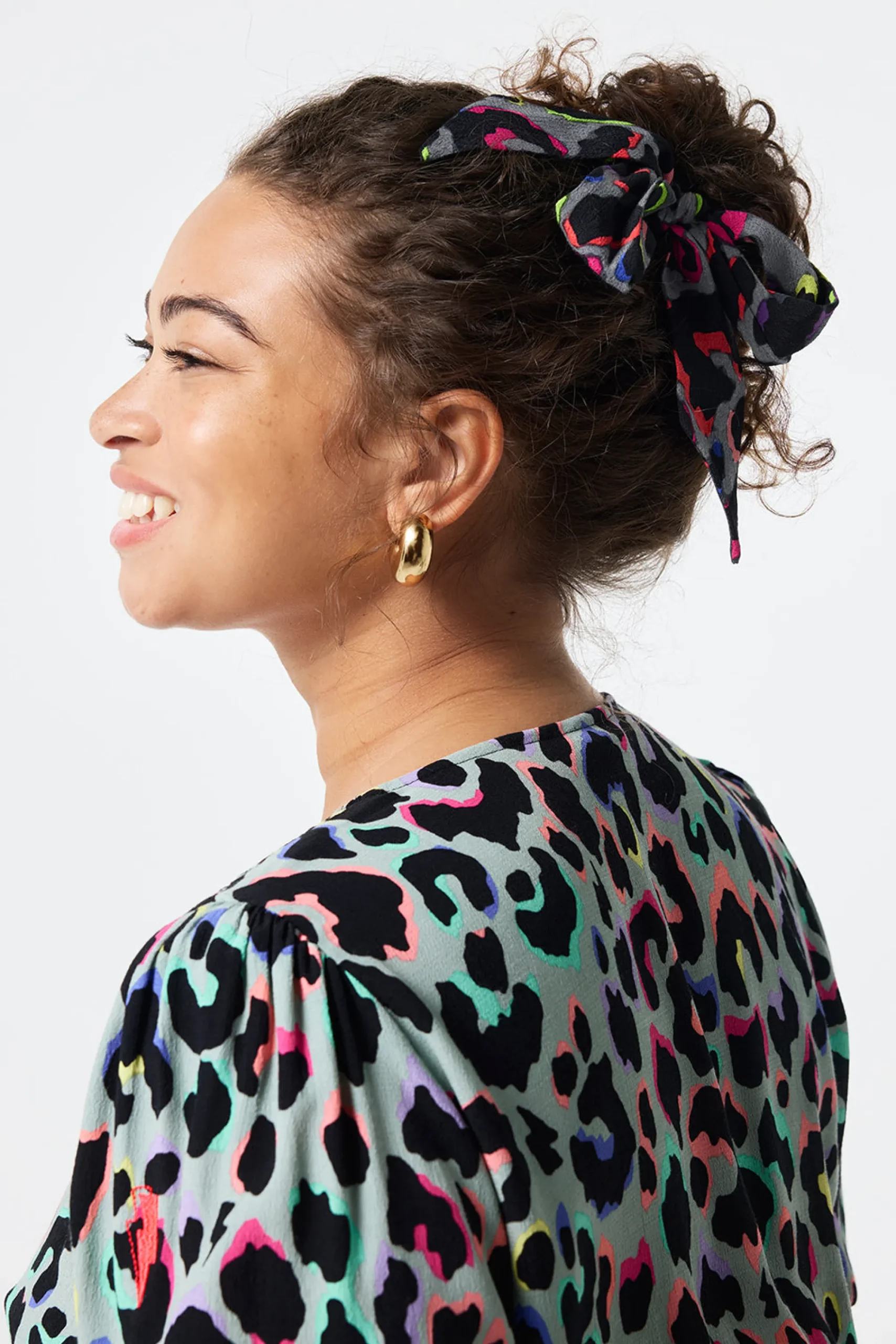 Women Scamp & Dude Grey with Rainbow Shadow Leopard Surplus Fabric Bow Scrunchie