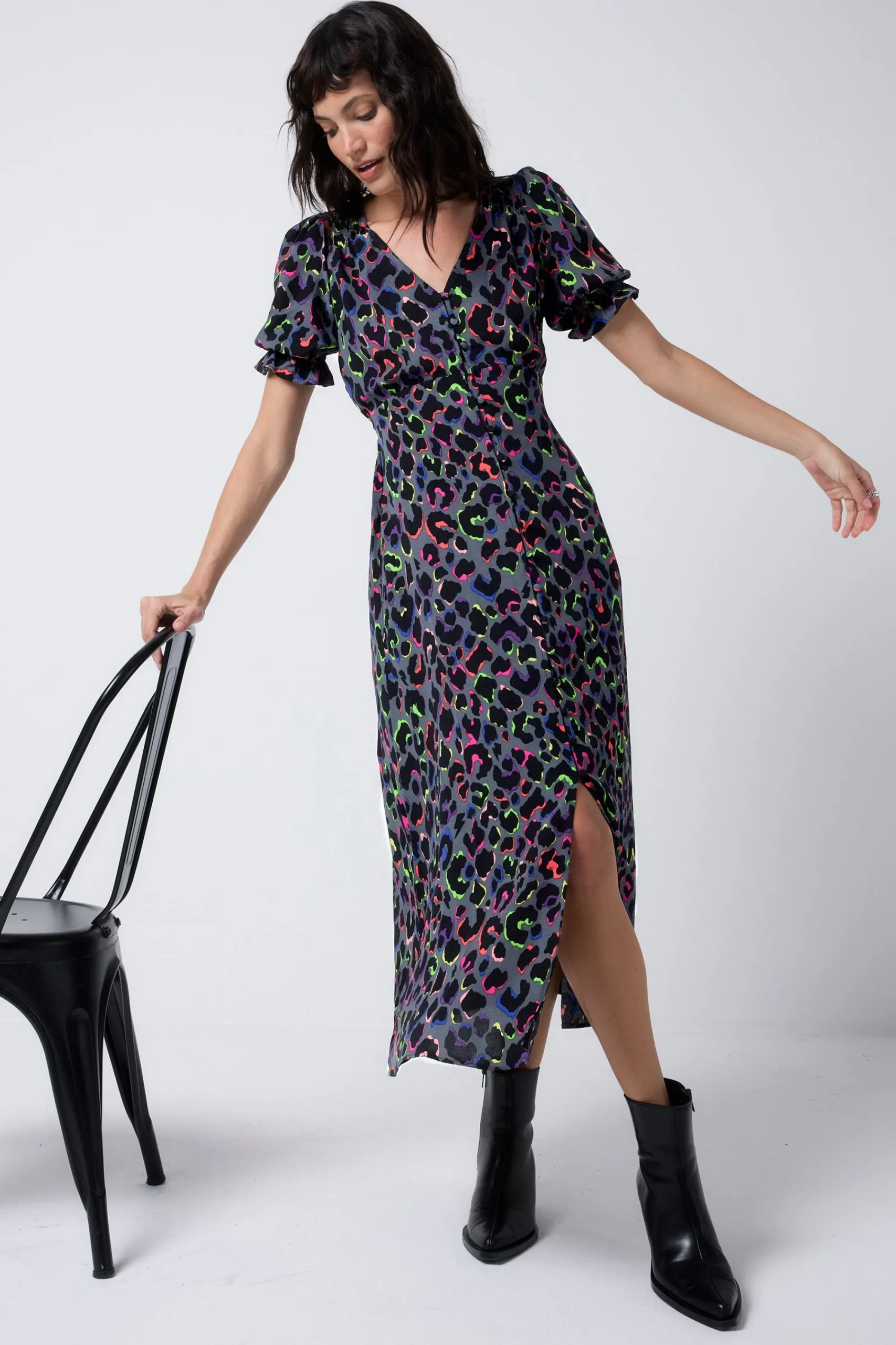 Women Scamp & Dude Grey with Rainbow Shadow Leopard Flute Sleeve Midi Tea Dress