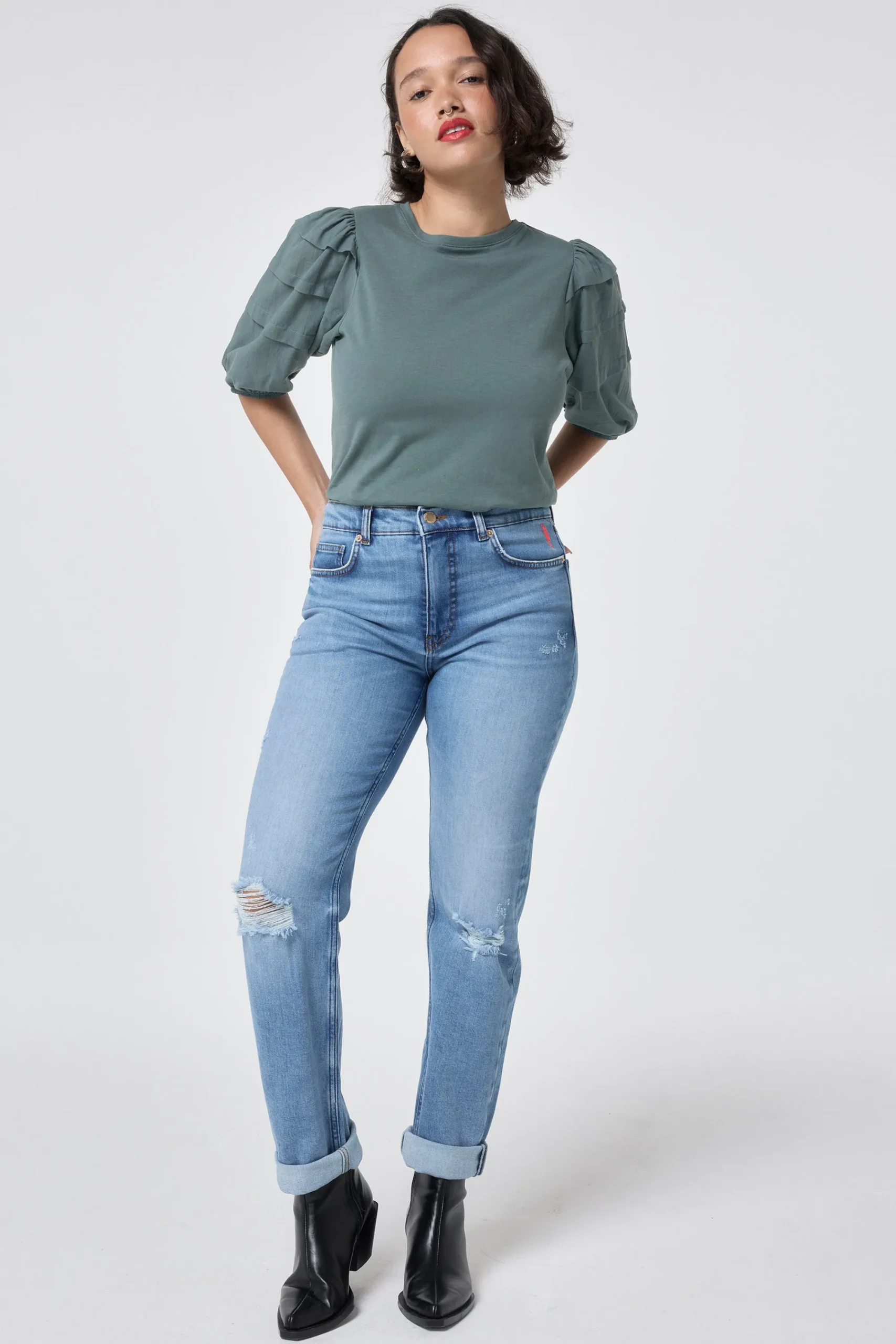 Women Scamp & Dude Khaki Pintuck Sleeve T-Shirt