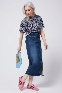 Women Scamp & Dude Light Blue with Rainbow Shadow Leopard Puff Sleeve T-Shirt