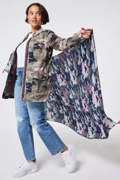 Women Scamp & Dude Navy with Pink Camo Charity Super Scarf