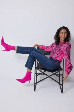 Women Scamp & Dude Pink with Black Wild Leopard Blouson Sleeve Top