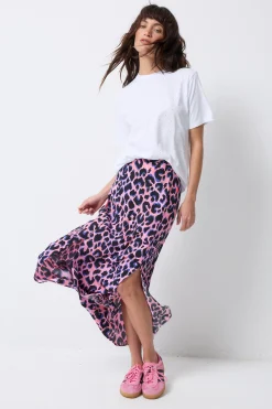 Women Scamp & Dude White Studded Relaxed Band T-Shirt