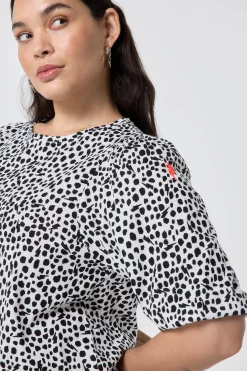 Women Scamp & Dude White with Black Cheetah Puff Sleeve T-Shirt