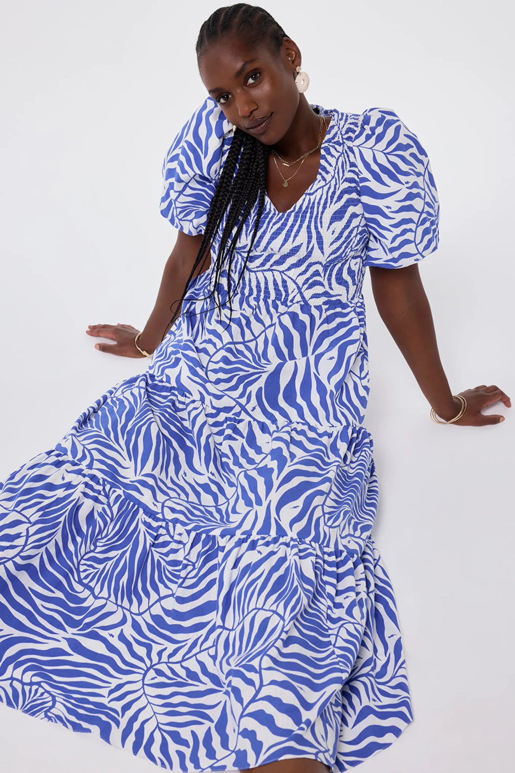 Women Scamp & Dude White with Blue Palm Shirred Puff Sleeve Maxi Dress